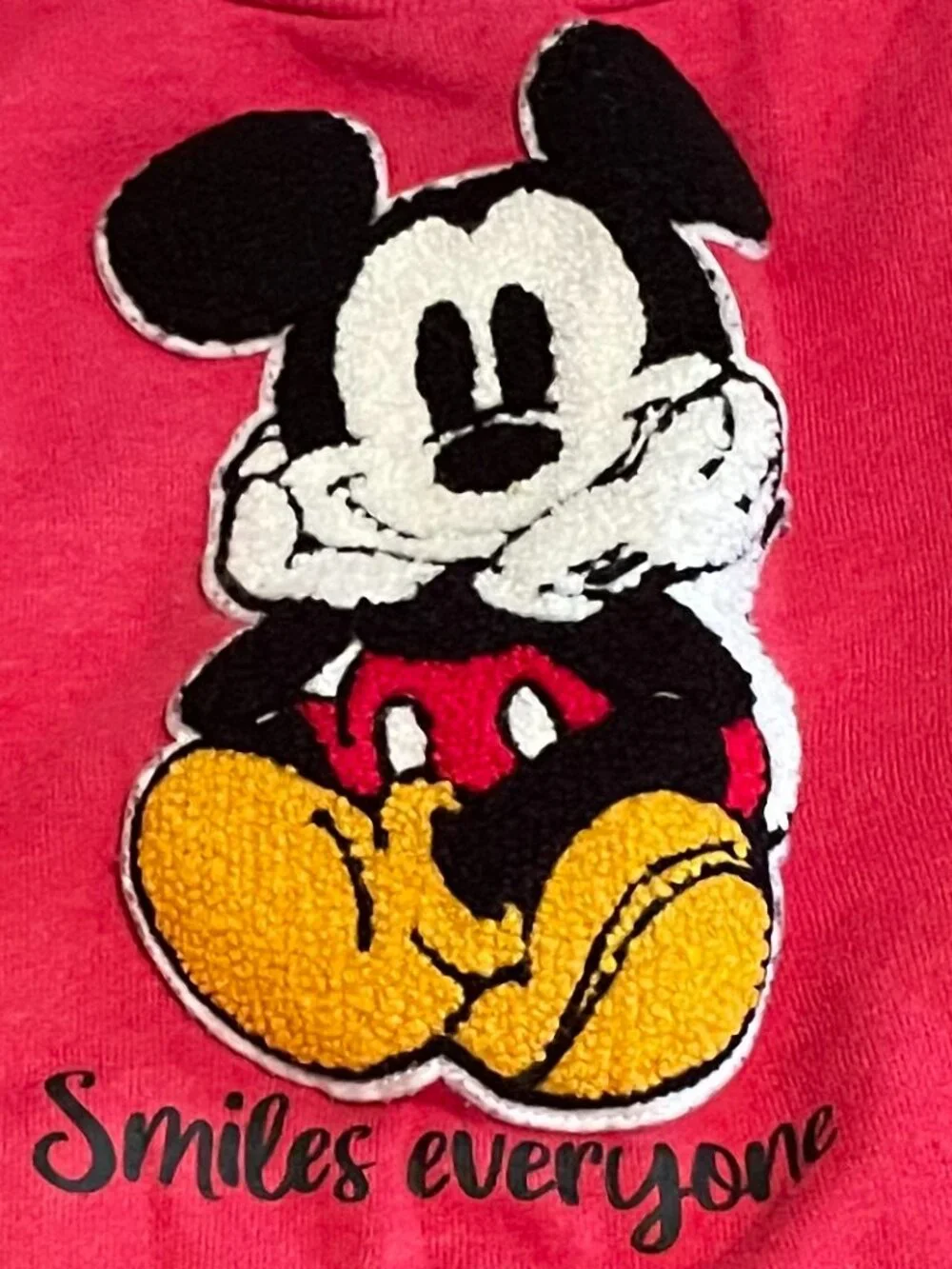 N/A red crewneck